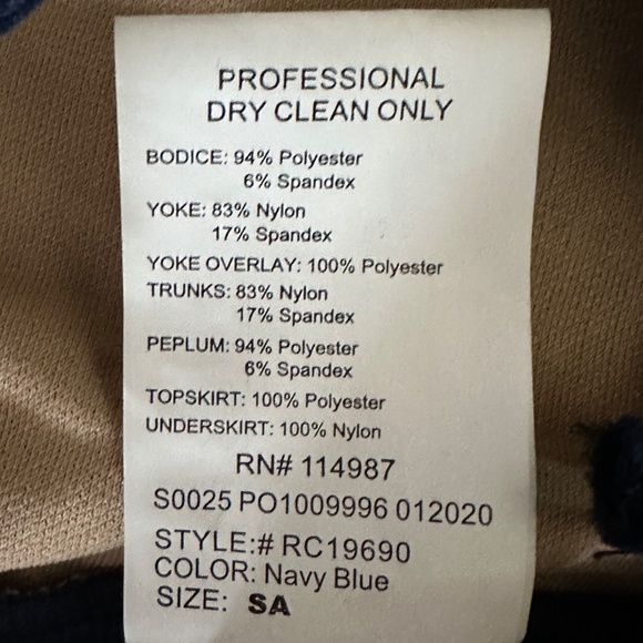 Dance Costume: River Waltz - Picture 2 of 8